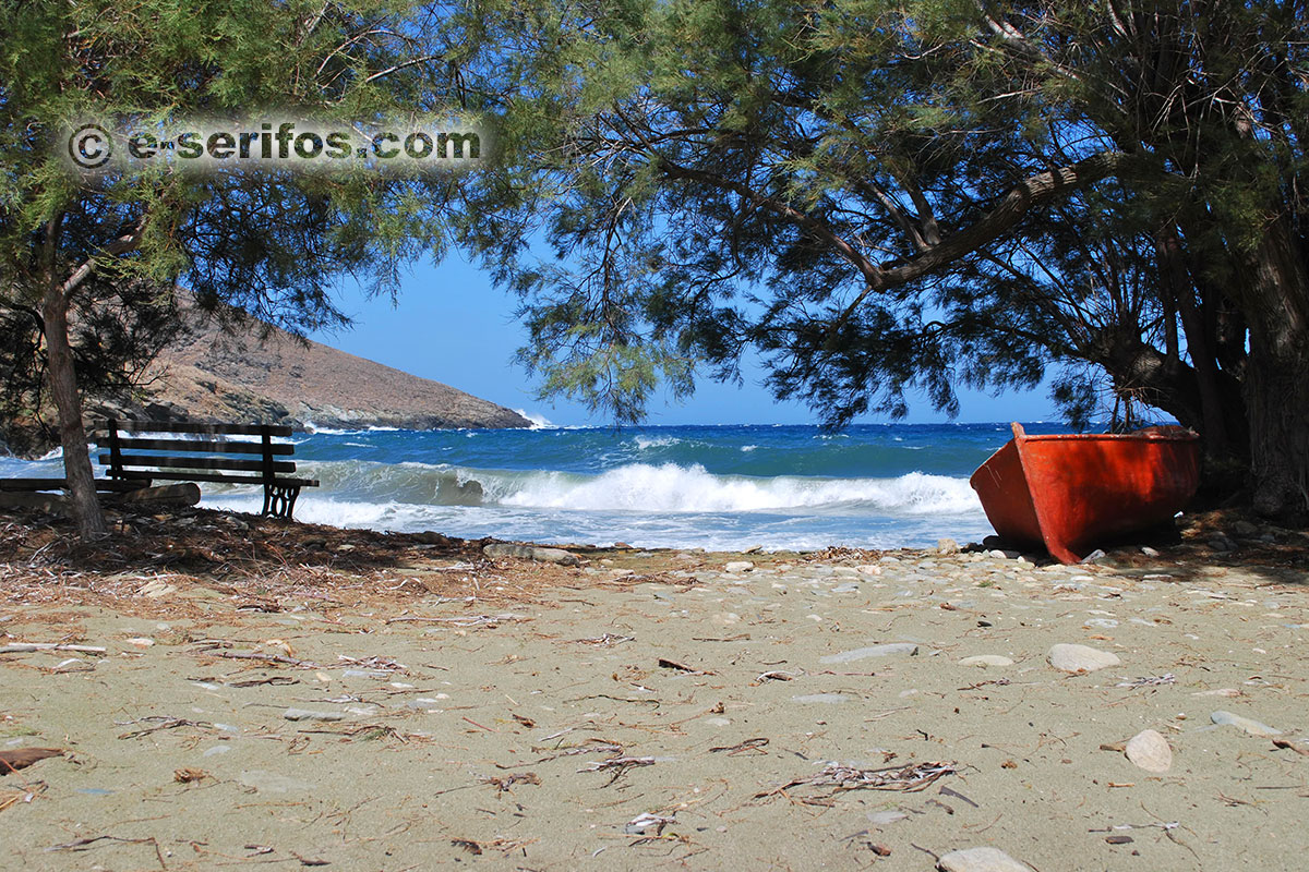 The Sykamia beach in Serifos with strong wind