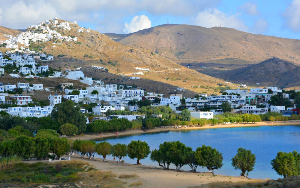 Livadakia beach in Serifos